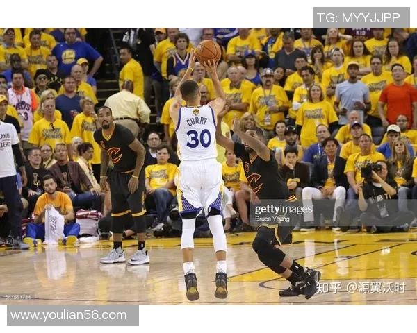 2017年NBA总决赛经典回顾骑士对勇士的精彩对决录像分析